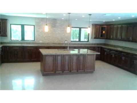 21060 SW 179 AV,Miami,FL 33187 House For Sale