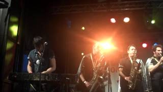 King Khan and the Shrines - Luckiest Man live at Bevrijdingspop 2014 in Haarlem