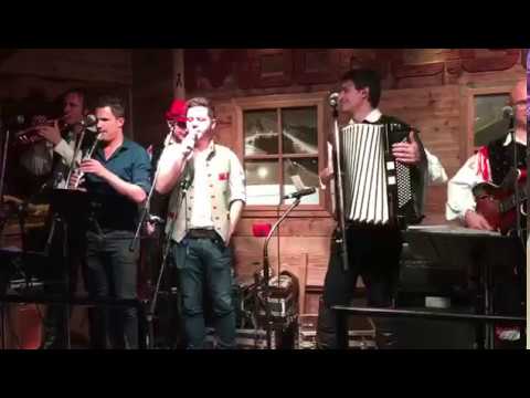 Oberkrainer Kameraden mit Stefan und Ernst - Moonlightbar Söll - Ein Musikant kennt kein Zuhause