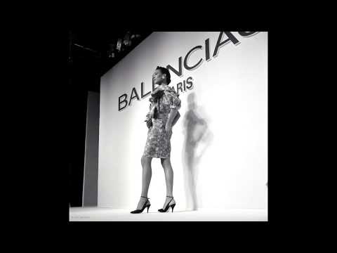 BALENCIAGA - DOROTHÉE BIS #zoeparisot