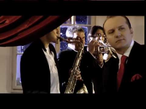 DARIO ZIVOTOT NA NEA MIRISA HQ