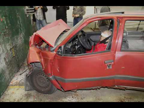 Crashtests - Golf, Polo und Kadett - Berlin