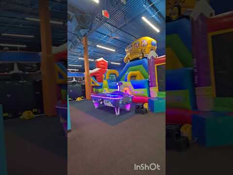 Bounce it up😍 #viralvideo #arcade #travel #fun #funny #gameplay #travelvlog #viralshorts #viral