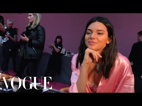 How Kendall, Gigi, Adriana, and More Find Their Mojo Before the Victoria’s Secret Show | Vogue