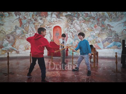 Porosia e fundit e Skënderbeut! Vidcast nga Rudina Xhunga! | Vlog në Dritare (17.01.2023)