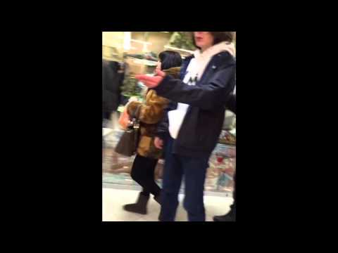 Покушение на сияющего ярко Yung Trappa