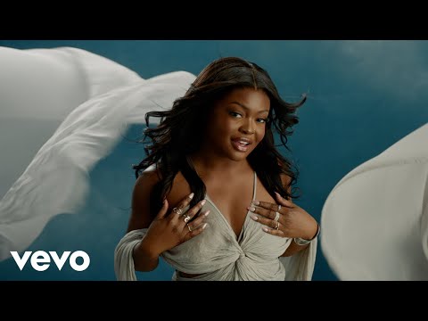 Aqyila - Soar (Official Video)