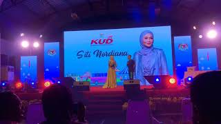Download lagu Memori Berkasih - Siti Nordiana ft Achik  Suara mirip penyanyi asli nya Achik spin mp3