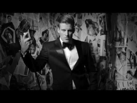 Mack the knife - Carl-Henrik Kværne Nilsen