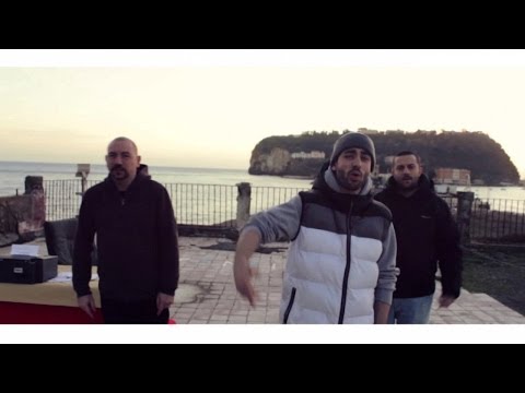 Oyoshe - Chell che fà sta buon n'omm (feat. Lucariello & Op Rot)