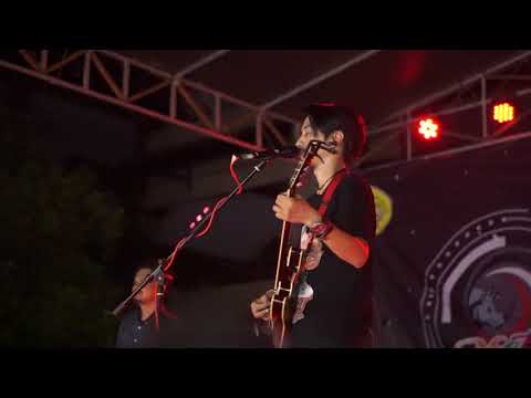 [HD] Fiersa Besari x Kerabat Kerja - Waktu yang Salah,Live at FT UNTIRTA
