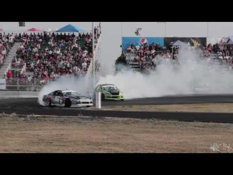 Formula Drift Canada World 2015 - Miro Ovcharik Leading Jeff Laflamme