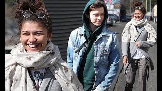 Zendaya and Tom Holland quietly meet for lunch