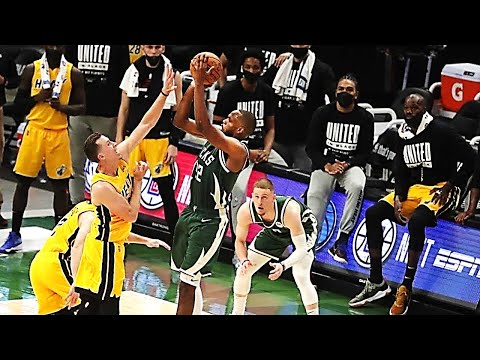 8 Minutes of Khris Middleton getting Buckets