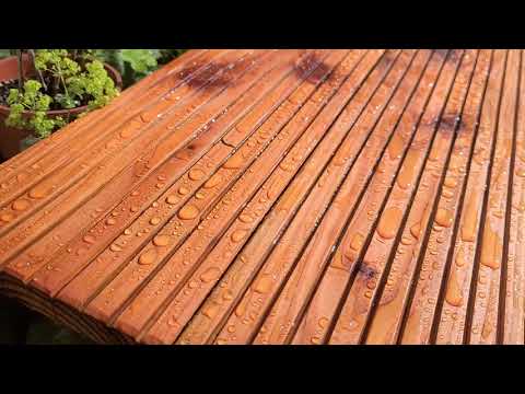 💧 Abperleffekt auf Holz mit Bondex Öl gestrichenen Terrassendielen aus Douglasien Holz