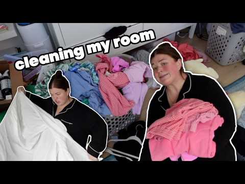 CLEANING MY ROOM DURING NAPTIME *gotta be sneaky*