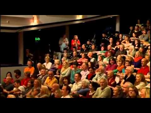 スコットランドの友情の歌-ダライ・ラマ法王との「オーラル・ラング・シン (Scottish song of friendship - "Auld Lang Syne" with His Holiness the Dalai Lama)