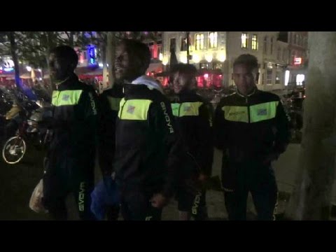 Promenade nocturne des binationaux dans les rues de Maastricht
