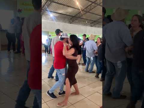 Grandiosa Festa em Três Barras do Pr.