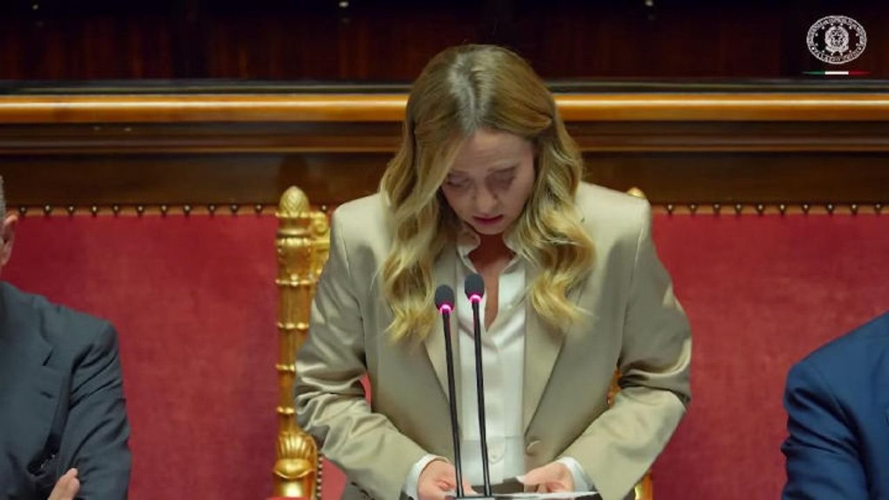 Meloni al M5s: Noi mettiamo la faccia su quello che facciamo perché non ce ne vergogniamo
