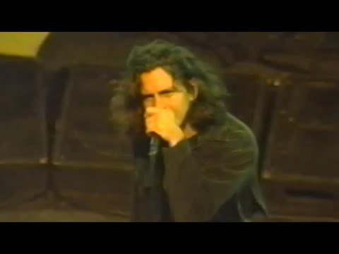 Pearl Jam Live in New York After Kurt Cobain’s Suicide (1994)