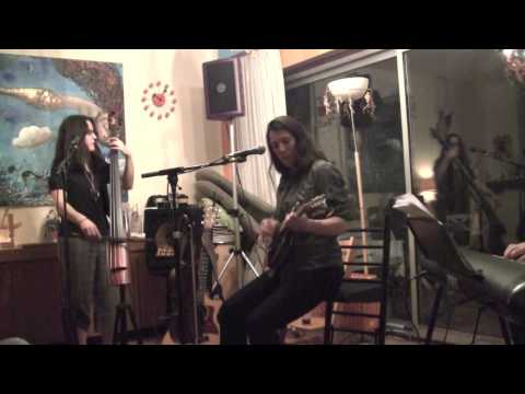 Annabelle Chvostek | Resilience