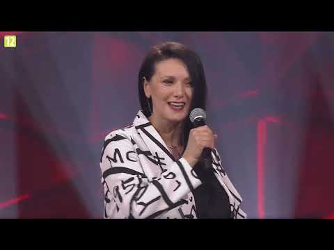 Mężczyzna musi - Dominika Świątek