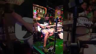 Download lagu sweet child guitar solo(cover: paps theo)throwback   ofw jamming session  #sweetchildsolo mp3