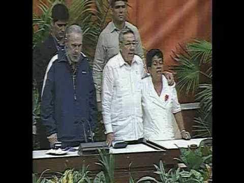 La Internacional, en el VI Congreso del Partido y cantada por Fidel Castro