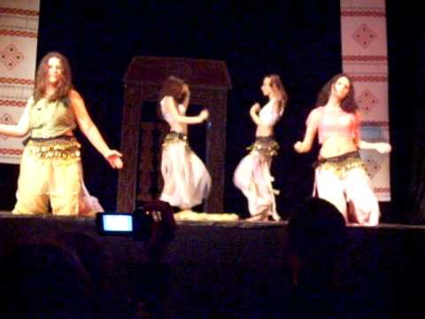 Ansamblul Coconite dans oriental 3