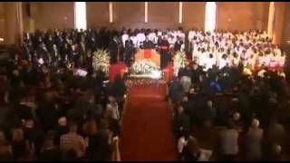 Whitney Houston FUNERAL - Donnie McClurkin - STAND