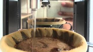 Brewng coffee with OTFES Automatic Pour-over Coffee System