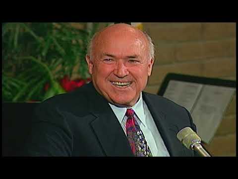 Pastor Chuck Smith --  Romans 14