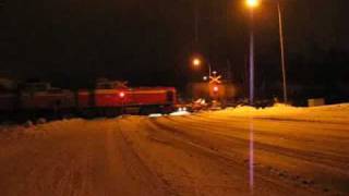 preview picture of video 'Freight Train 4059 accelerates at full throttle in Iisalmi'