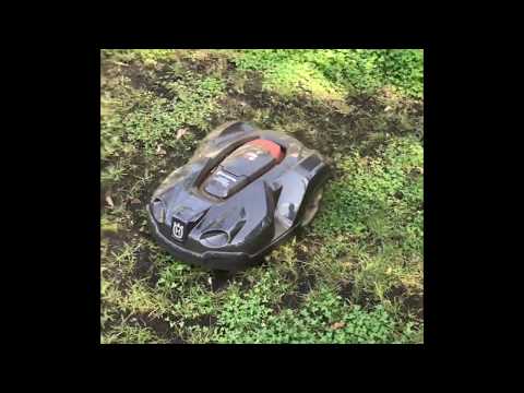 八王子キャンパスで働くロボット芝刈り機／工学院大学 学園広報サイト「窓」