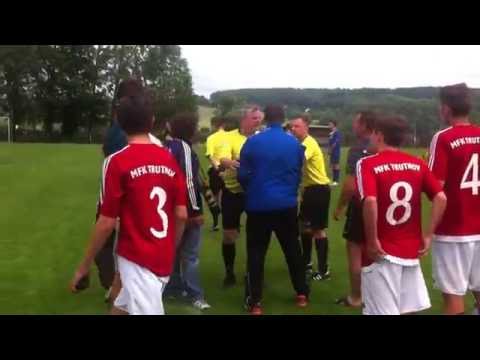 Incident - trenéři & hlavní rozhodčí, MFK Trutnov v Jiřetíně 12.6.2016