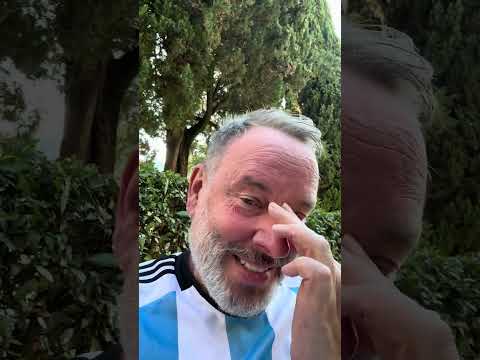 Is it love or just another miserable love triangle? With all the red flags!