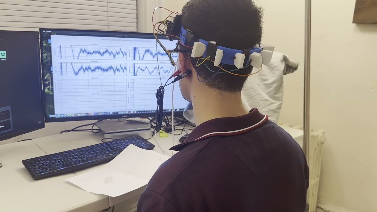 Playing Pong with DIY Brain Computer Interface Demo