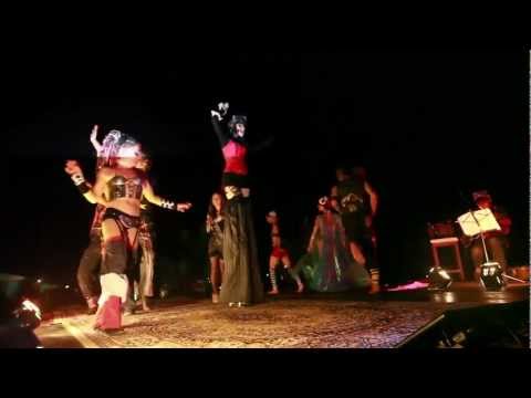 Nomad Artz- Flying Circus