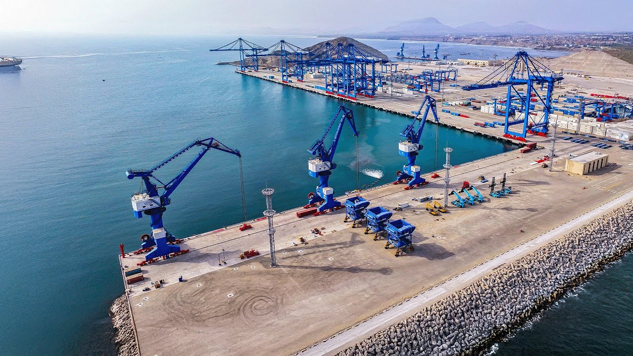 O Megaporto Porto Chinês Recém-inaugurado ao Lado do Brasil