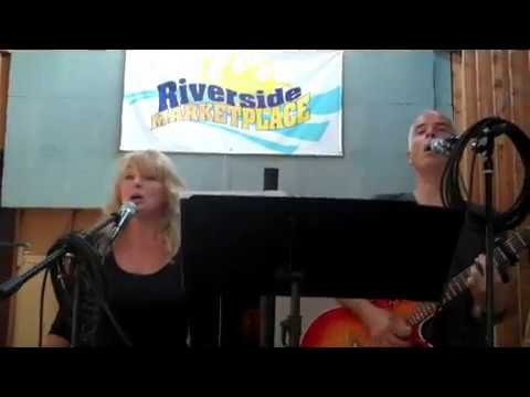 Champagne and LaLuna, Cover Could It Be I'm Falling In Love.avi