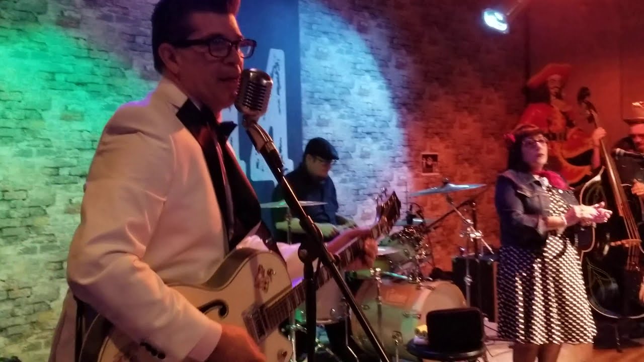 Promotional video thumbnail 3 for Suzie and the Cruisers