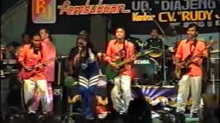 Download lagu Percuma - Megawati Dewi - OM Palapa mp3 Download lagu Percuma - Megawati Dewi - OM Palapa mp3