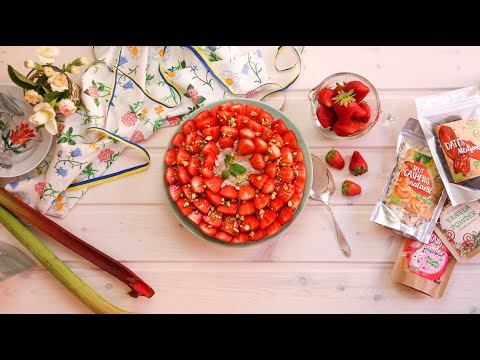 Rawfoodshop - Raw Cheesecake med färska jordgubbar & rabarber!