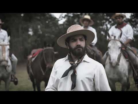 Vídeo promocional del libro «Piedrecitas entre la hierba»