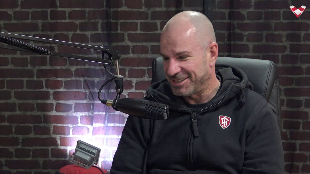 PODCAST VELEBIT Q&A – Karačić: Tko koči suverenizam, iseljeništvo, o navijačima i manjinama