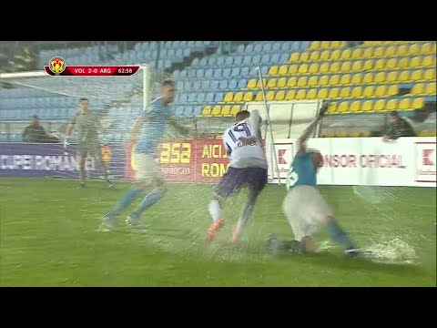 REZUMAT | Cupa României: FC Voluntari - FC Argeș 2-0. Ilfovenii au câștigat pe o ploaie torențială
