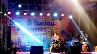 Download lagu Juara FLS2N Mewakili Indonesia ke New York | Tari Nan Bapamenan by SD Al Azhar Kota Bukittinggi mp3