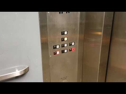 (EPIC MOTOR) Huge MEI Hydraulic Elevator @ The Flint Farmers' Market, Flint, MI