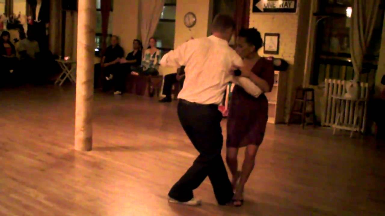 Luna Palacios & Santiago Steele @ Triangulo (2)